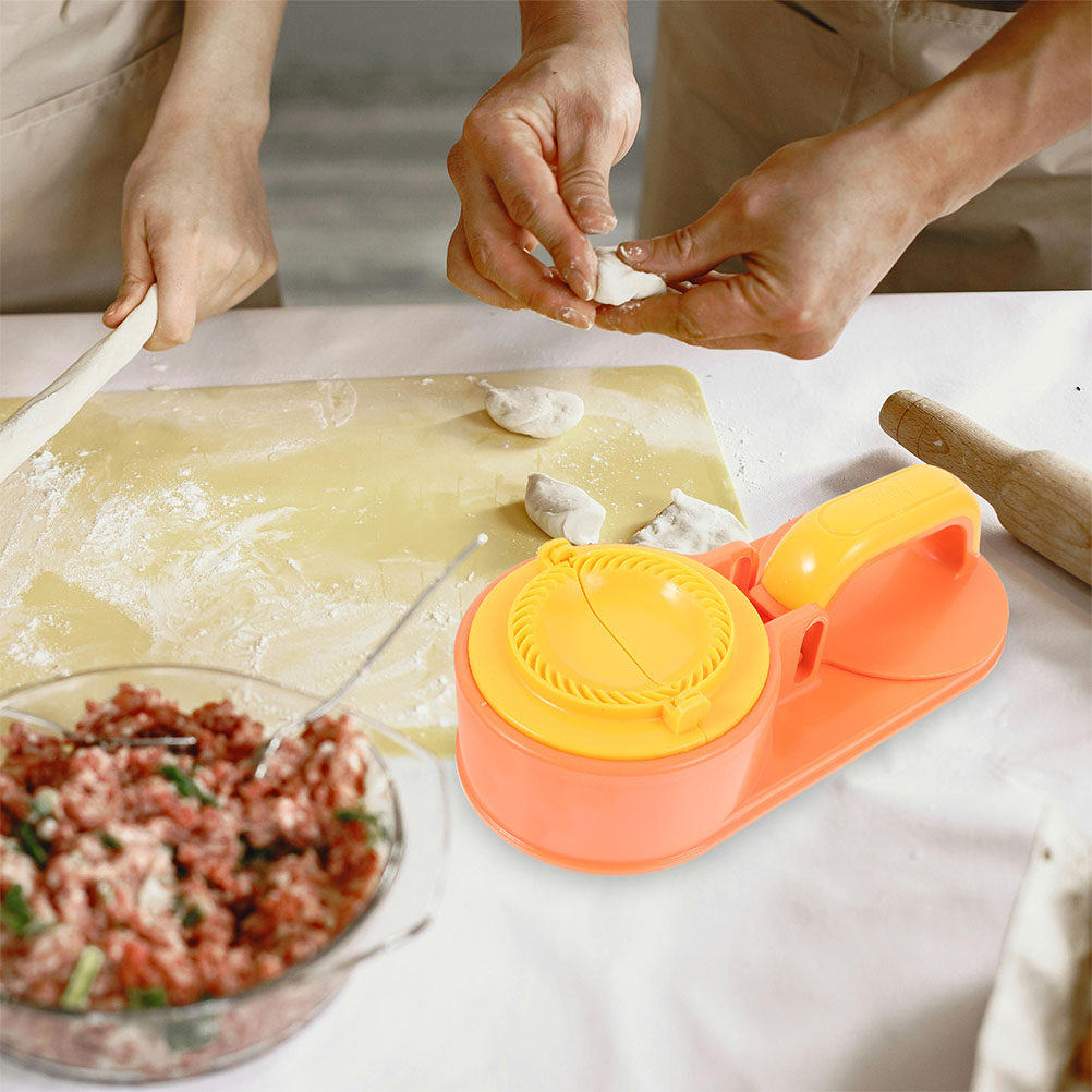 餃子の皮を作るための型 2個セット。人間工学に基づいた設計で - Dumpling Press Set のレビューと価格