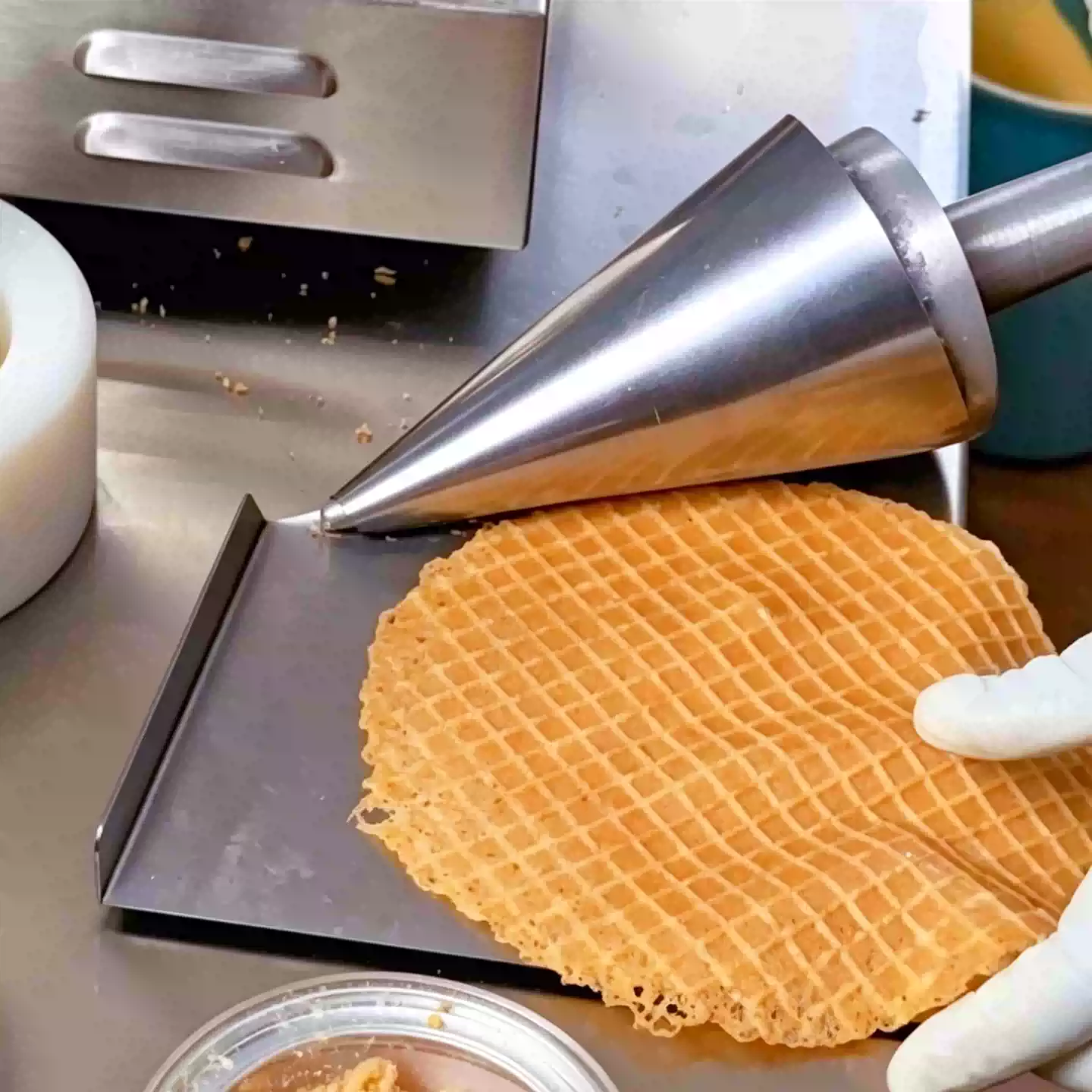 手動アイスクリームコーンメーカー、ワッフルコーン型、ワッフル - Waffle Cone Maker のレビューと価格